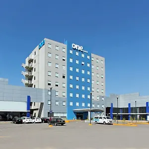 One Queretaro Aeropuerto Hotel